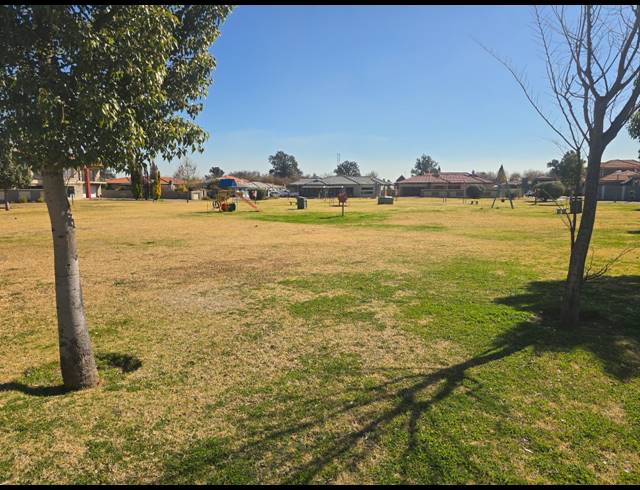 677M² VACANT LAND FOR SALE IN RISIVILLE
